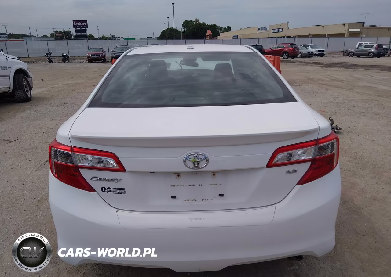 2014 Toyota Camry Se VIN:4T1BF1FK4EU760272 - 16