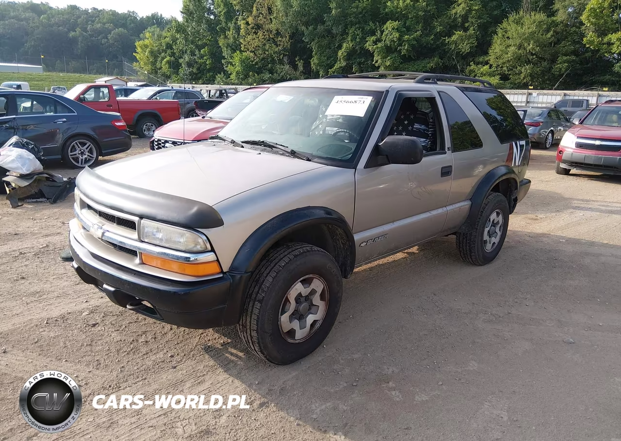 2000 Chevrolet Blazer Ls VIN:1GNCT18W8YK135513 - 2