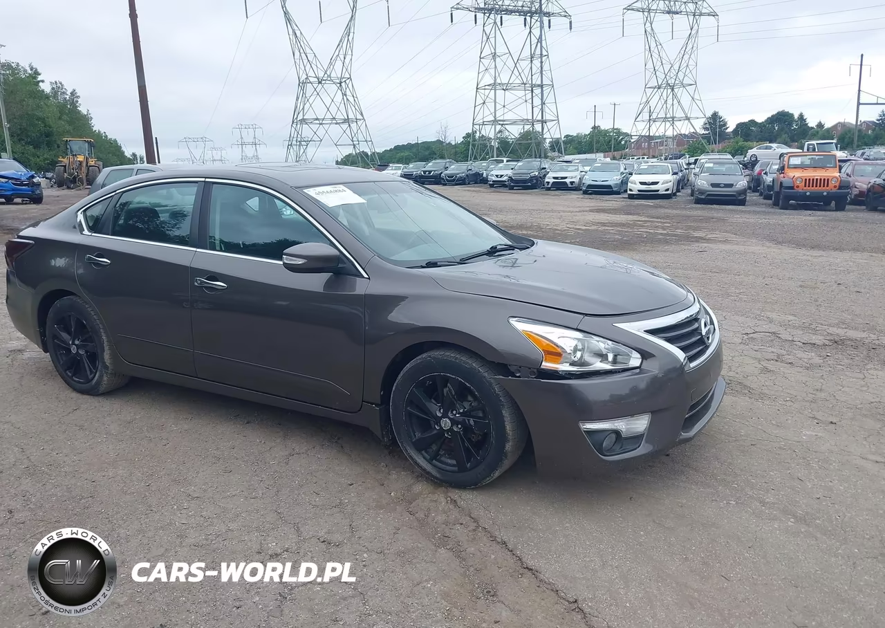 2015 Nissan Altima 2.5 Sv – zdjęcie 1 z 11