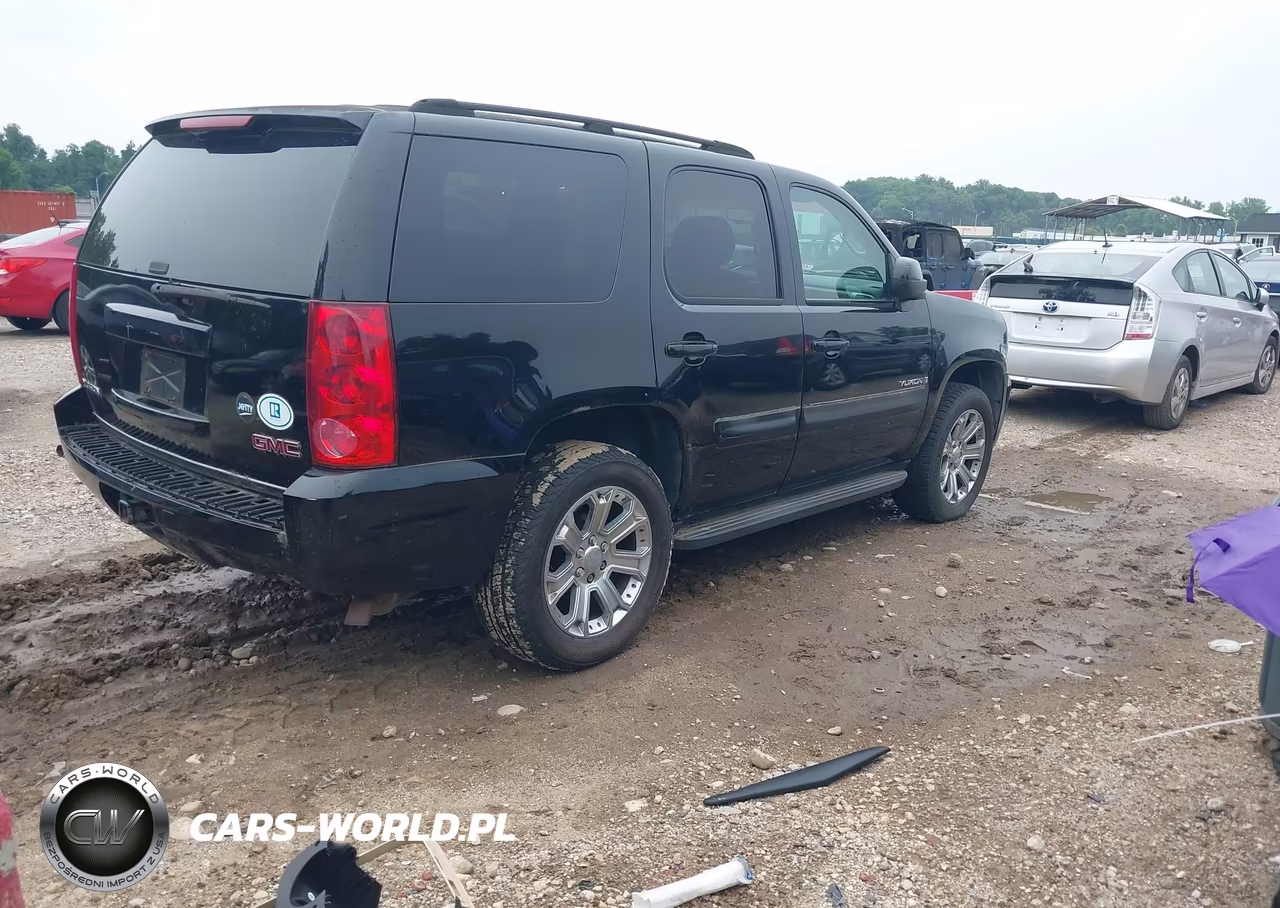 2007 GMC Yukon Sle VIN:1GKFK130X7R159091 - 4