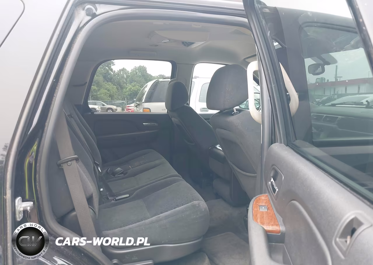 2007 GMC Yukon Sle VIN:1GKFK130X7R159091 - 8