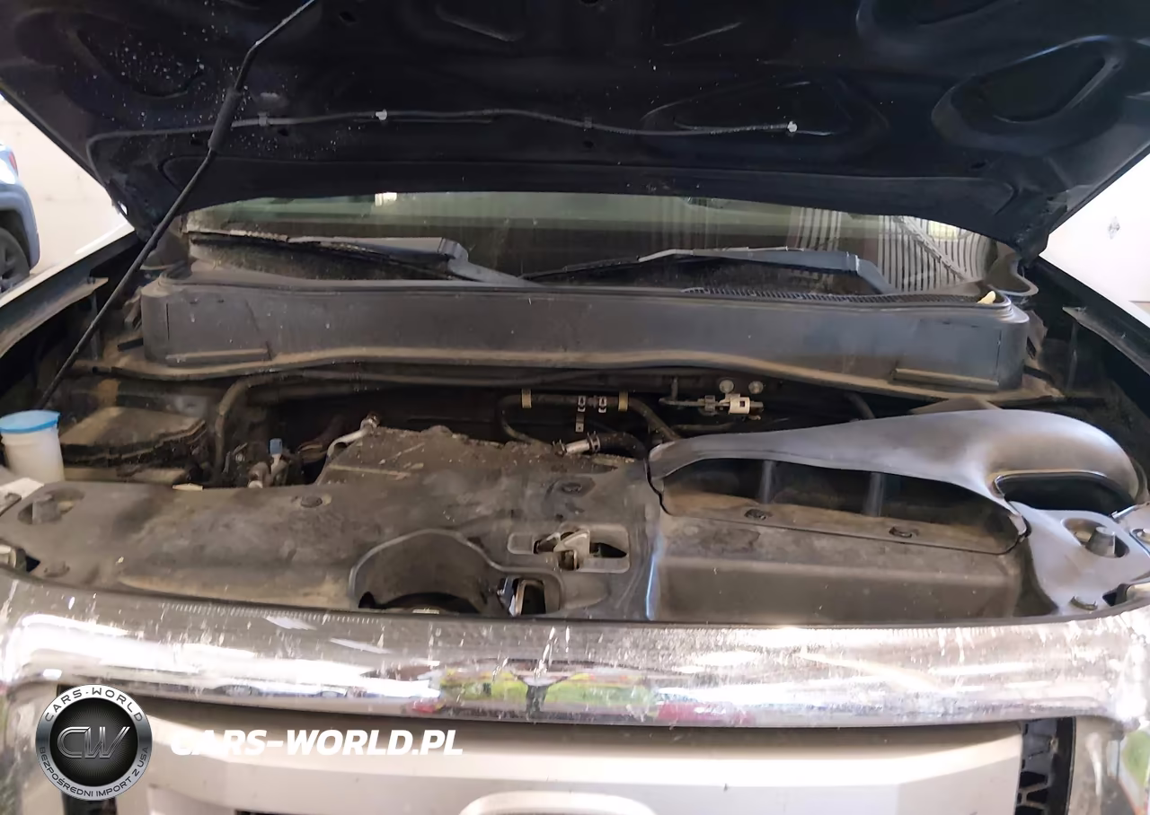 2010 Honda Pilot Touring VIN:5FNYF4H96AB012684 - 10