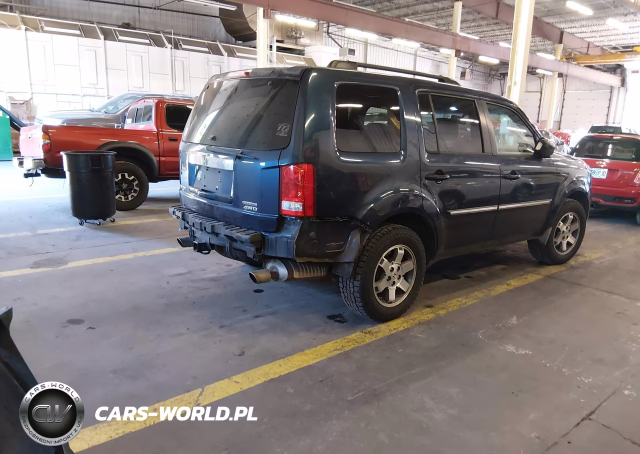 2010 Honda Pilot Touring VIN:5FNYF4H96AB012684 - 4