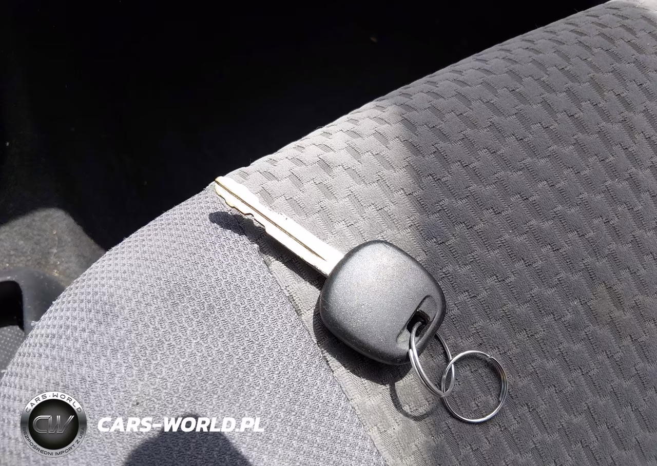 2006 Toyota Matrix VIN:2T1KR32E76C566079 - 11