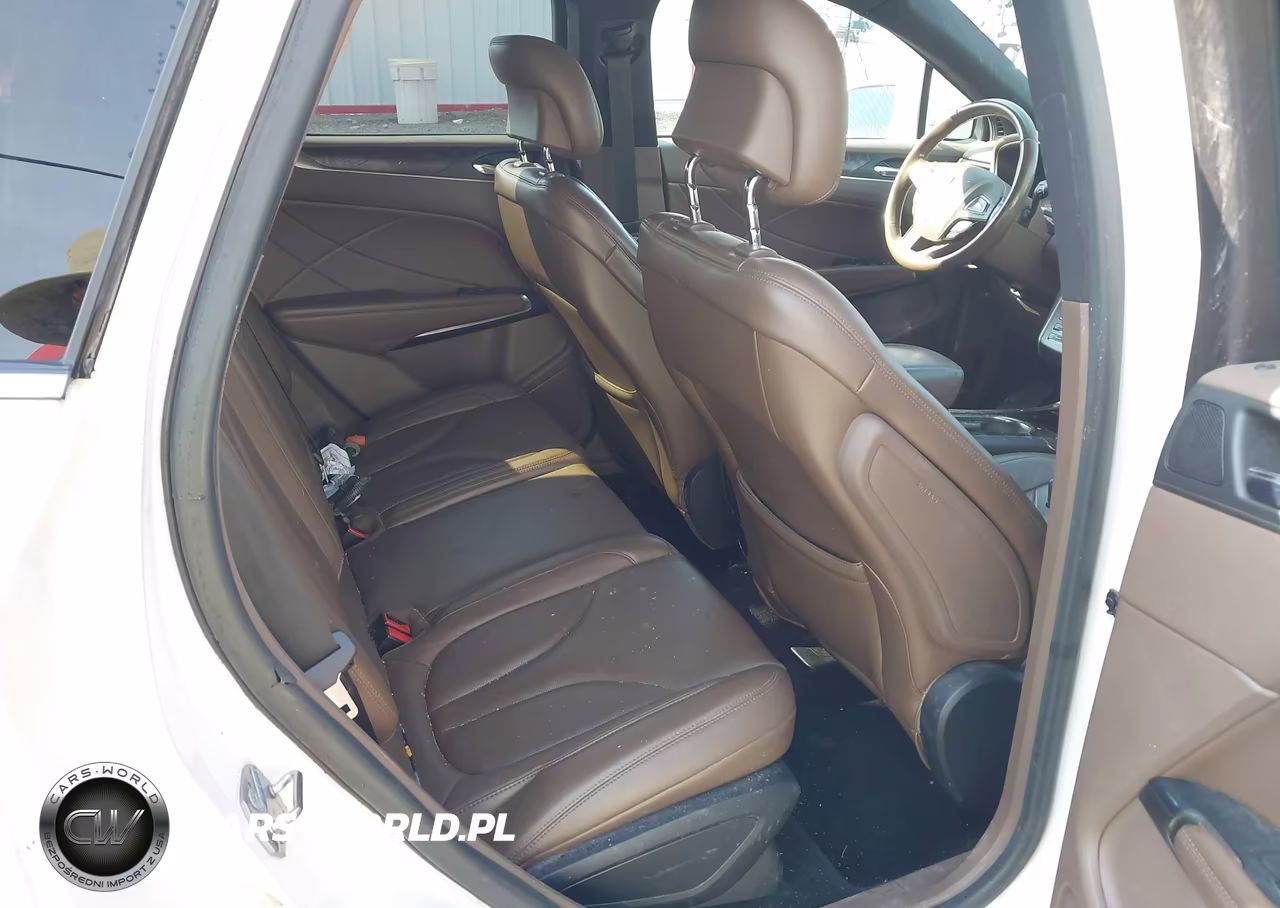 2018 Lincoln Mkc Reserve VIN:5LMCJ3D9XJUL14617 - 8