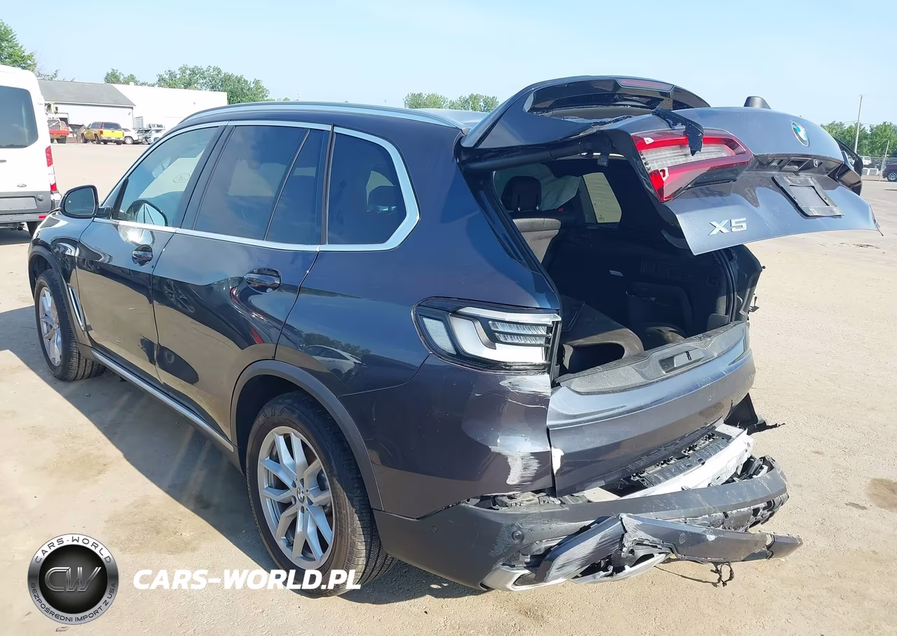 2022 BMW X5 xDrive40I VIN:5UXCR6C04N9J78934 - 3