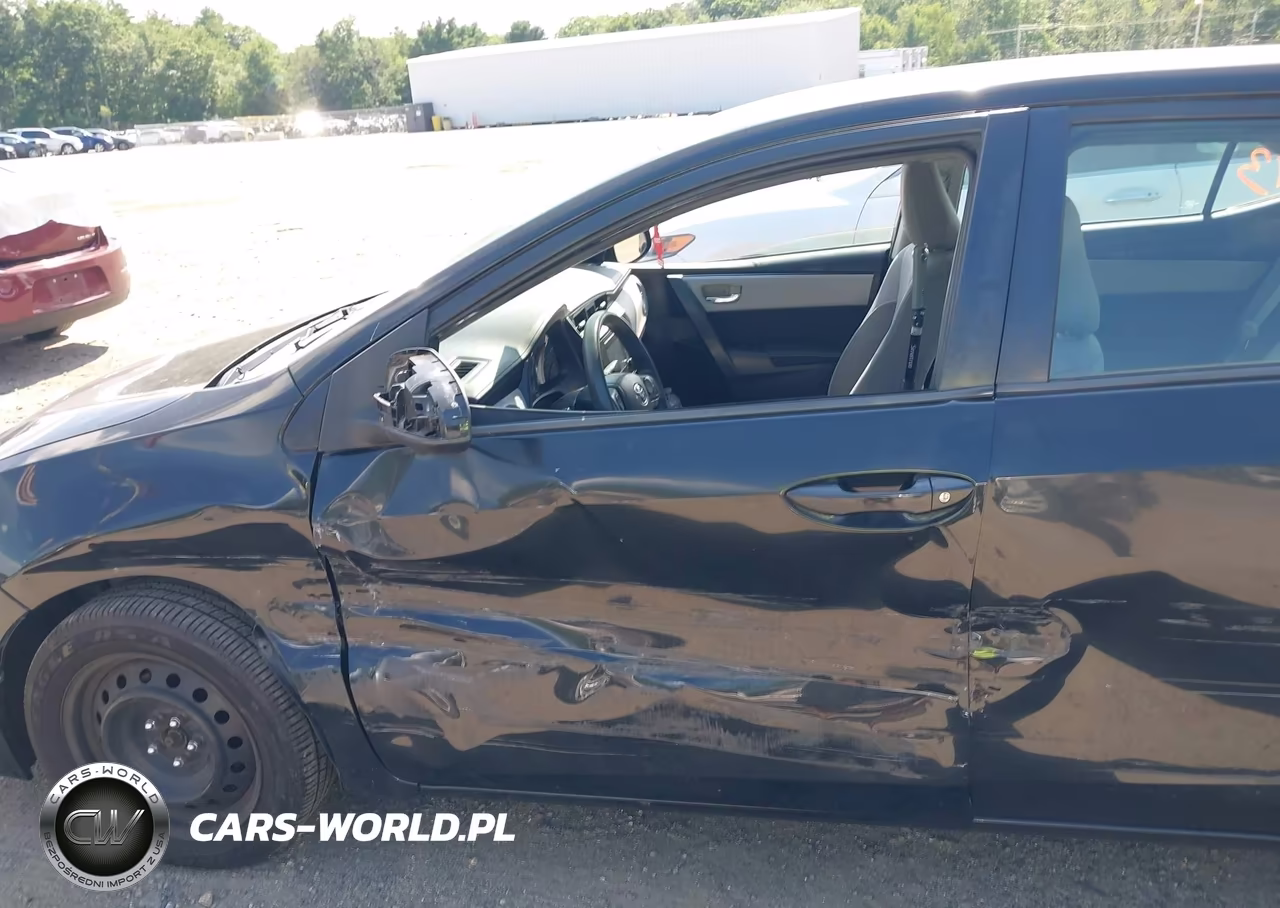 2019 Toyota Corolla Le VIN:2T1BURHE3KC199541 - 18