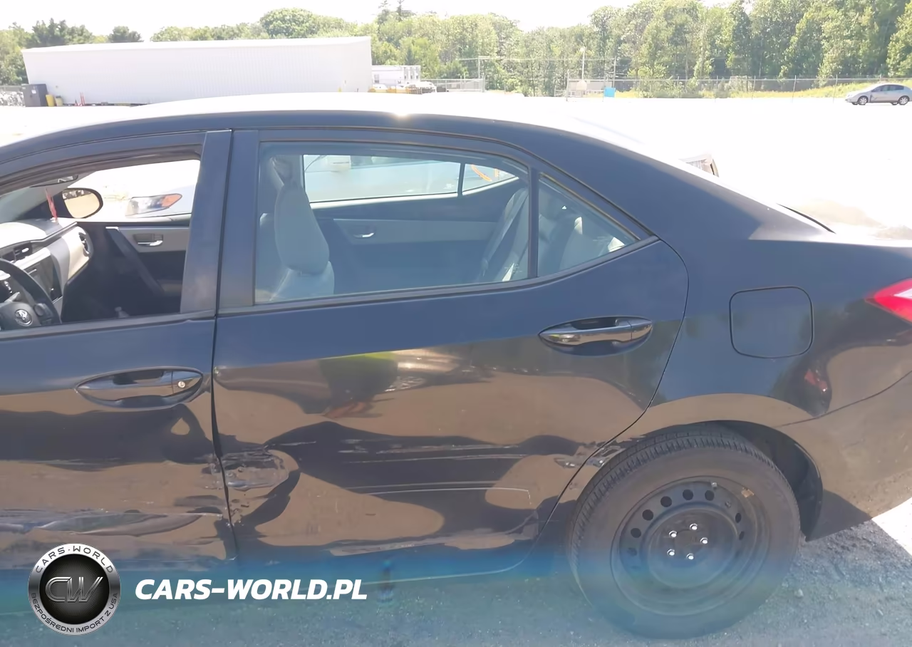2019 Toyota Corolla Le VIN:2T1BURHE3KC199541 - 19