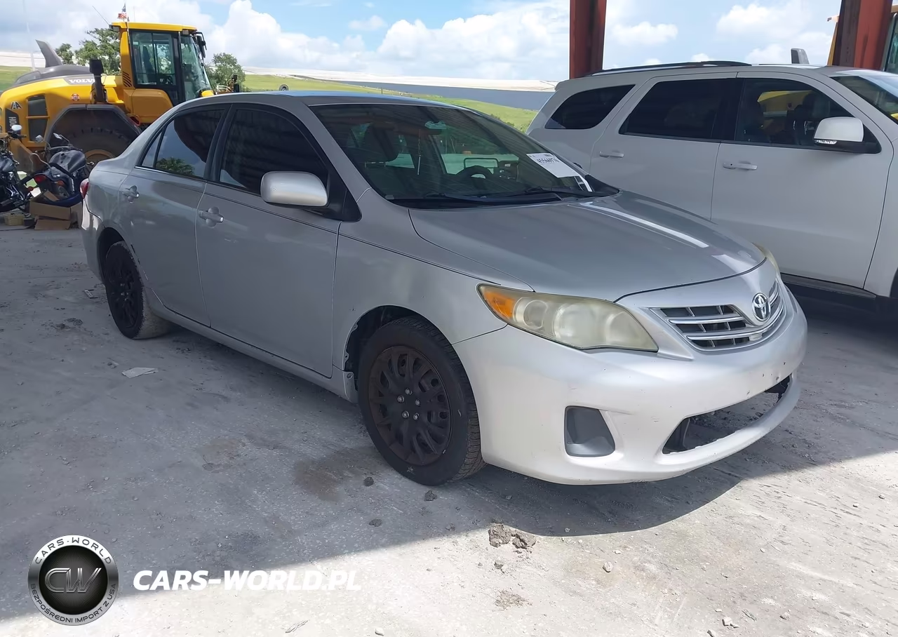2013 Toyota Corolla Le – zdjęcie 1 z 20