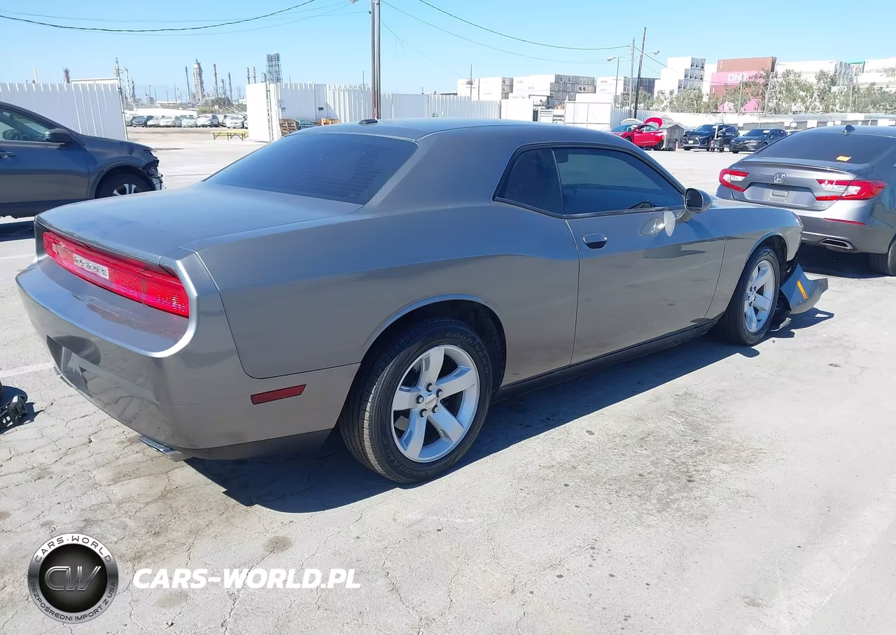 2012 Dodge Challenger Sxt VIN:2C3CDYAG1CH181237 - 4