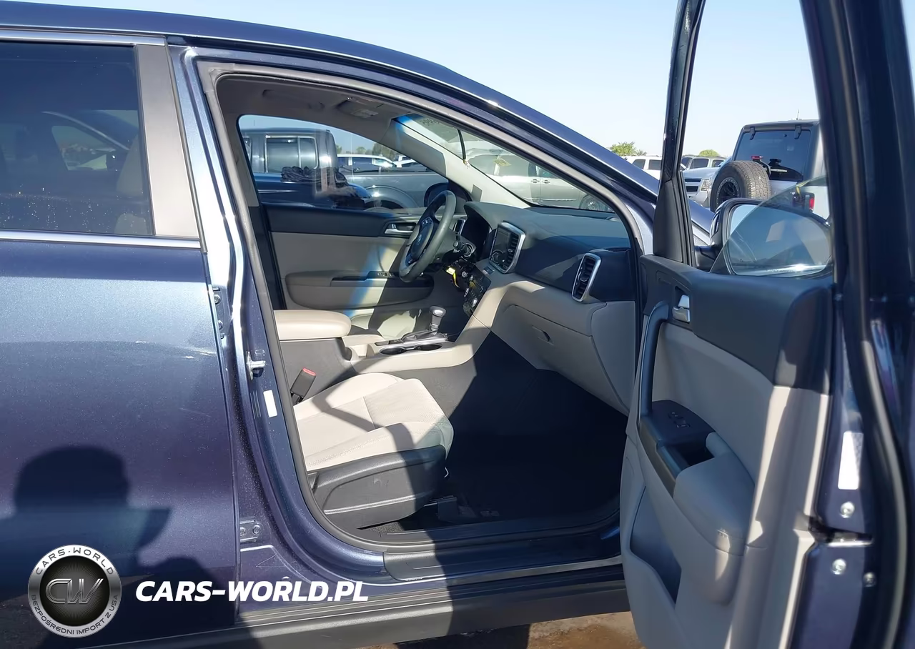 2020 Kia Sportage Lx VIN:KNDPM3AC3L7795439 - 5