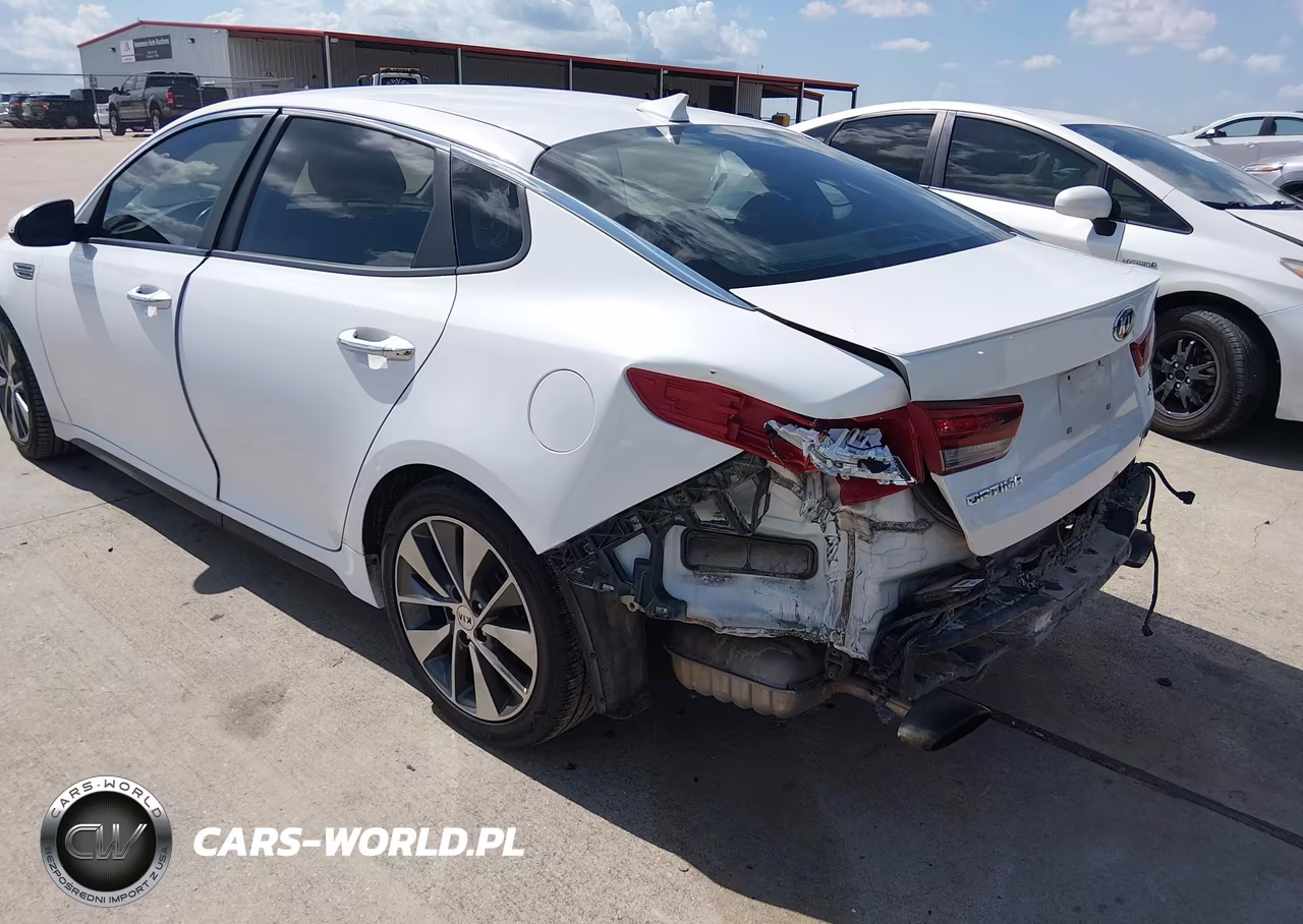 2019 Kia Optima S VIN:5XXGT4L3XKG280188 - 3