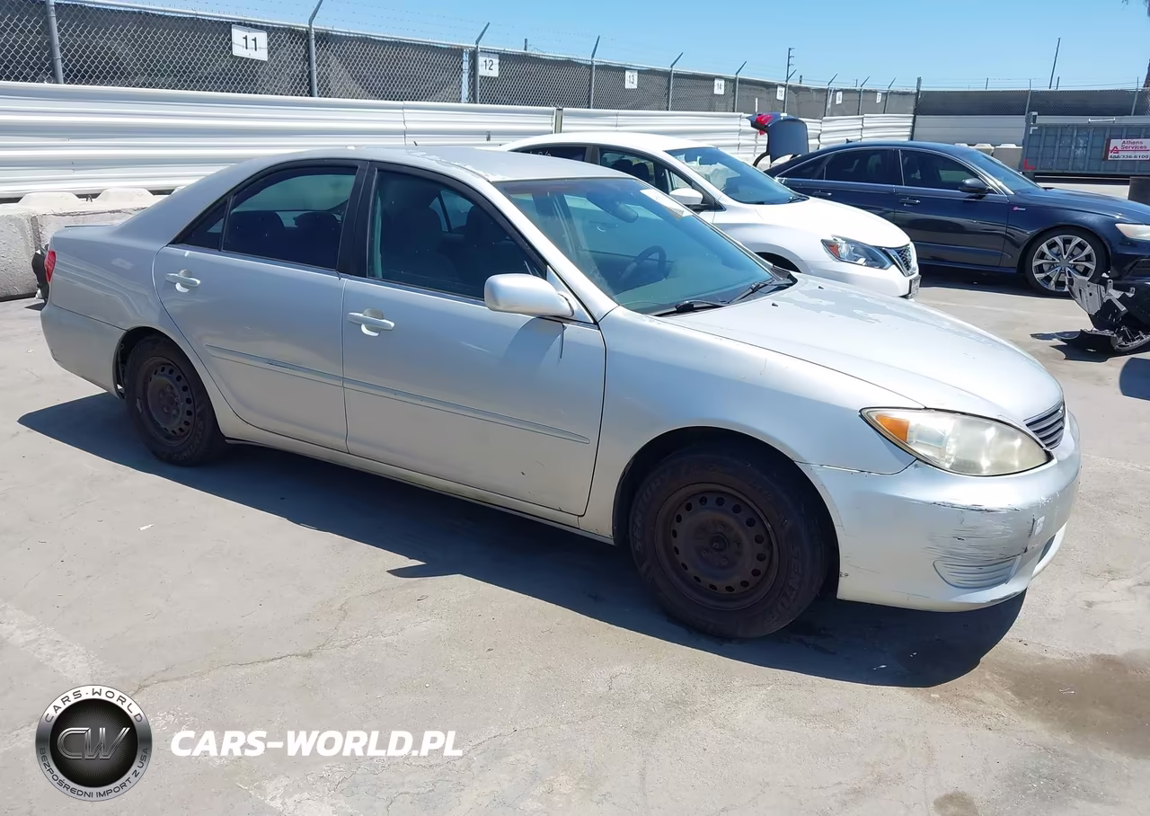 2005 Toyota Camry Le