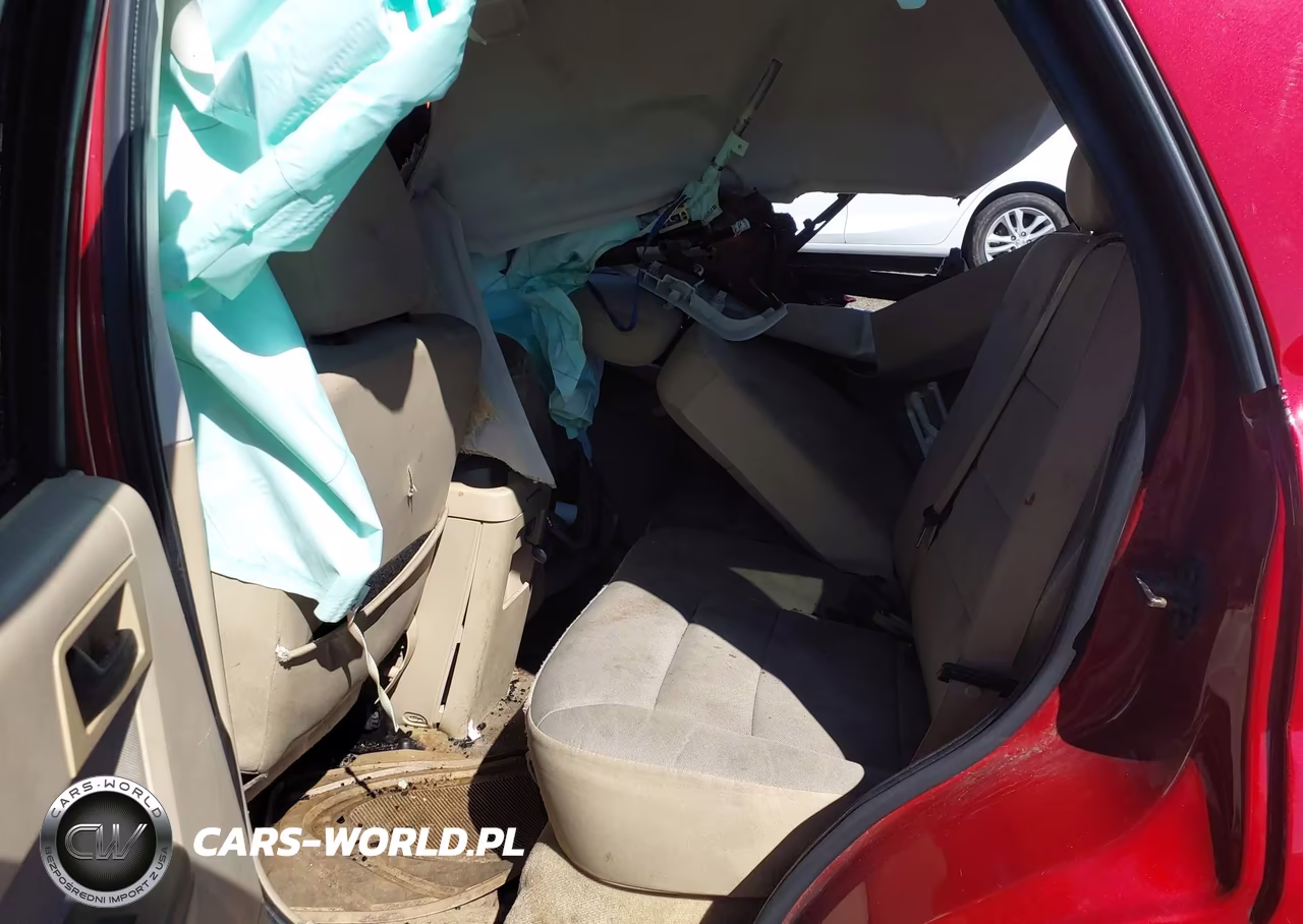 2011 Ford Escape Xlt VIN:1FMCU9D76BKA69825 - 8