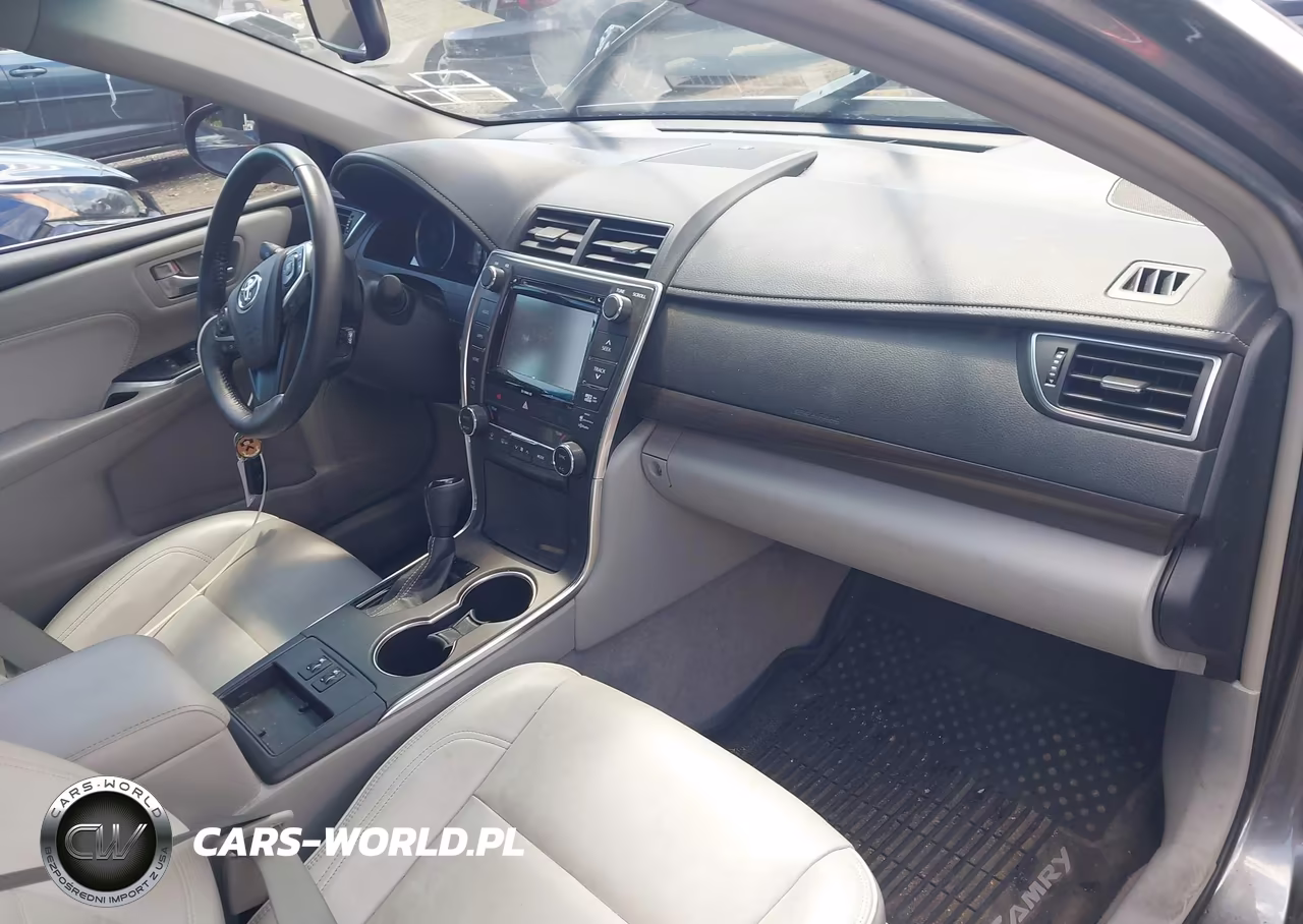 2017 Toyota Camry Xle VIN:4T1BF1FK6HU750685 - 5