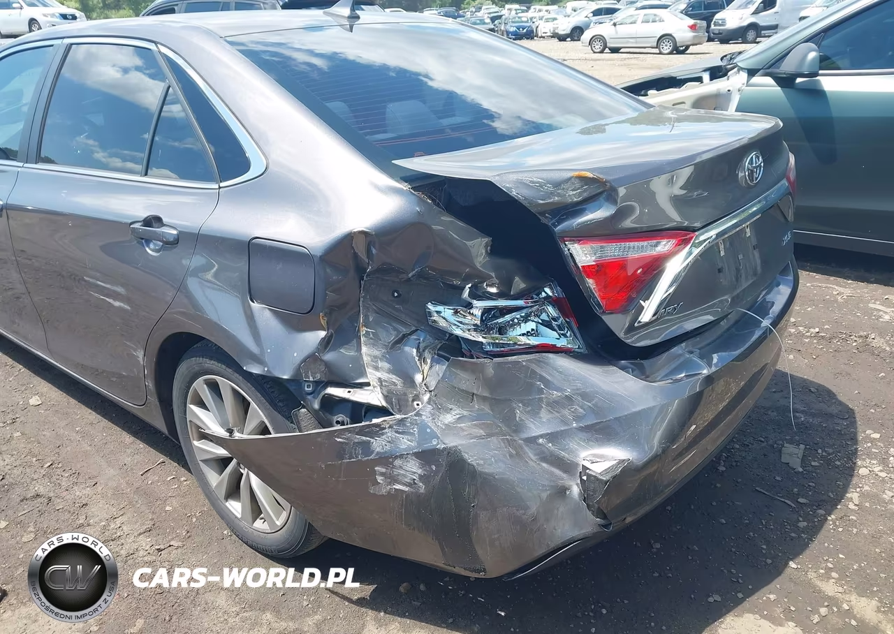 2017 Toyota Camry Xle VIN:4T1BF1FK6HU750685 - 6