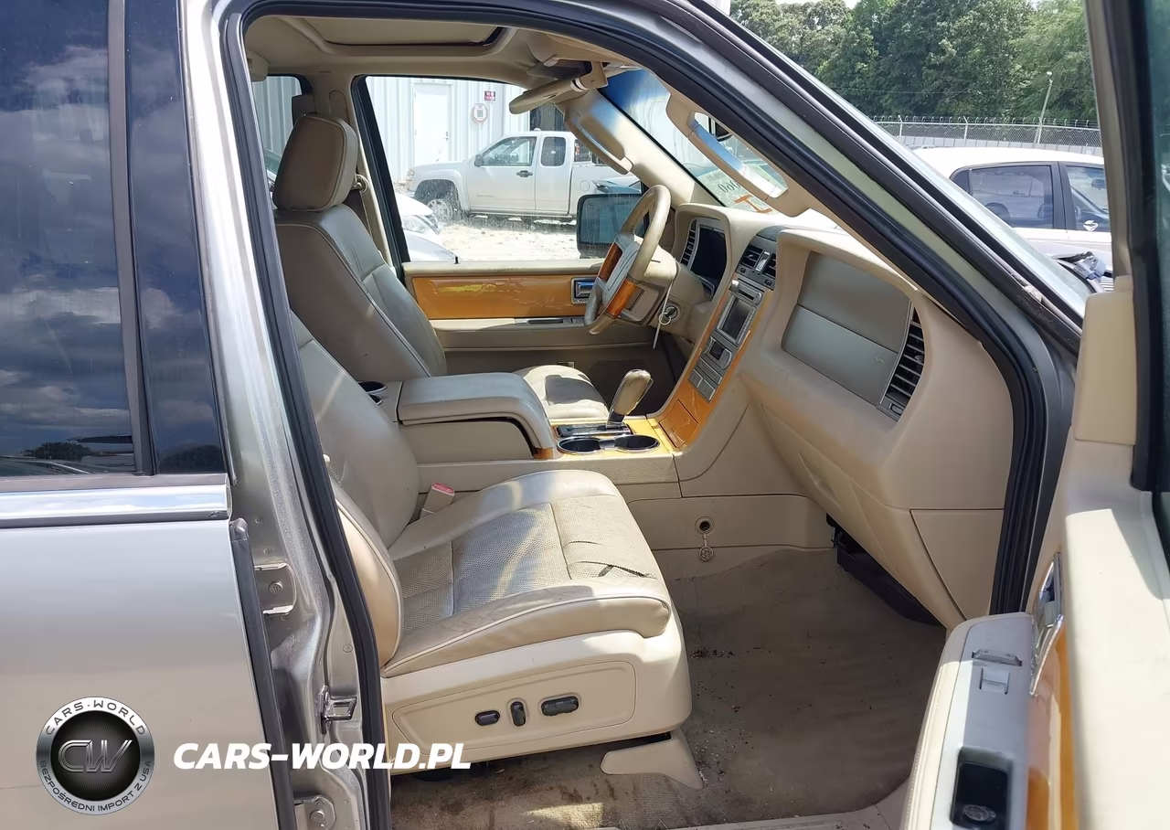 2008 Lincoln Navigator VIN:5LMFU27558LJ22559 - 5