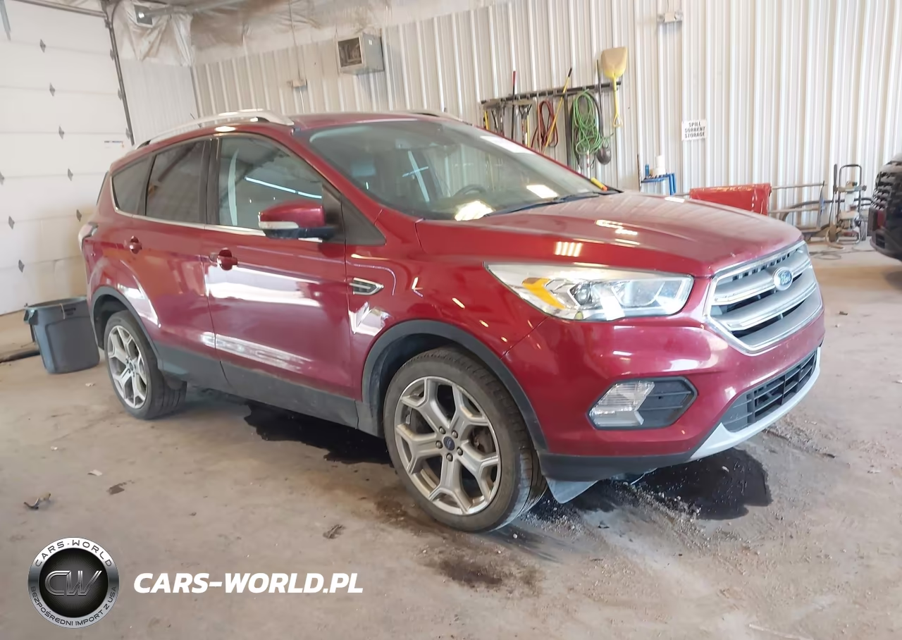 2017 Ford Escape Titanium – zdjęcie 1 z 16