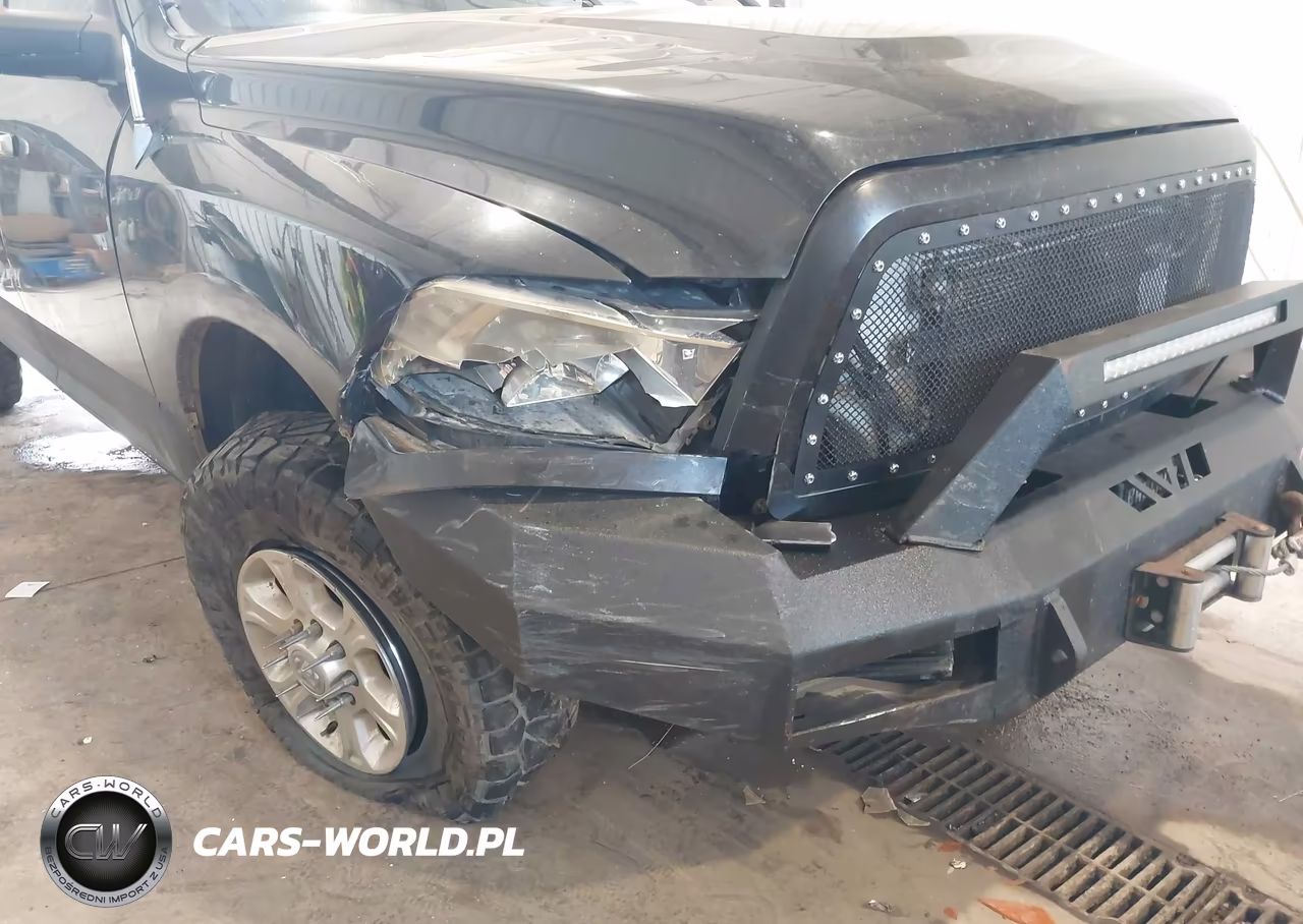 2011 Ram Ram 2500 Laramie VIN:3D7UT2HL4BG534433 - 6