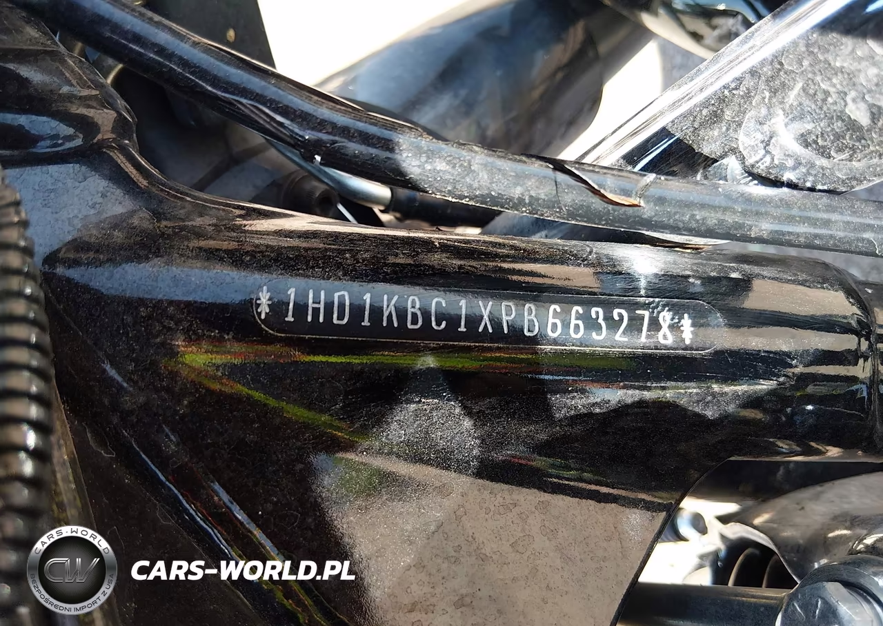2023 Harley-Davidson Flhx VIN:1HD1KBC1XPB663278 - 10
