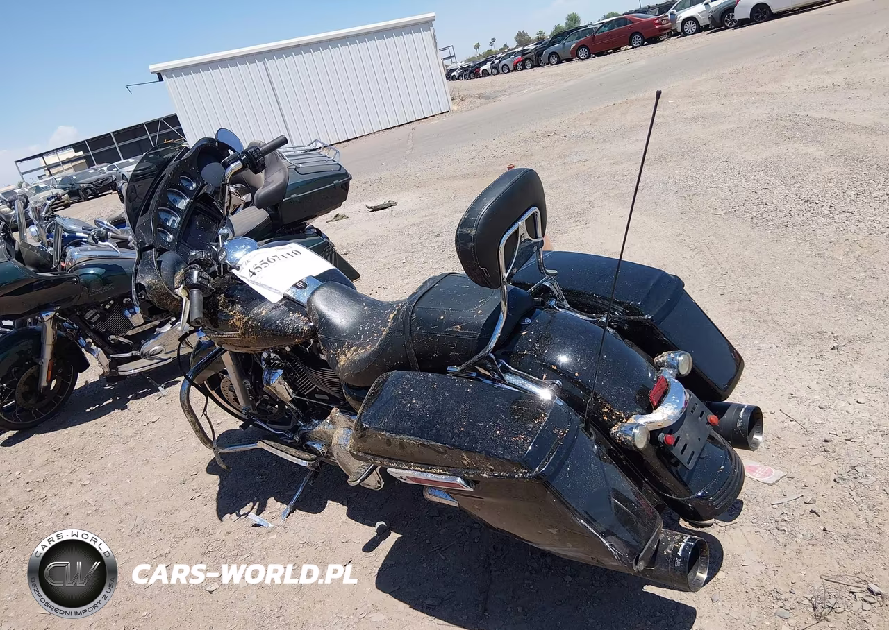 2023 Harley-Davidson Flhx VIN:1HD1KBC1XPB663278 - 18