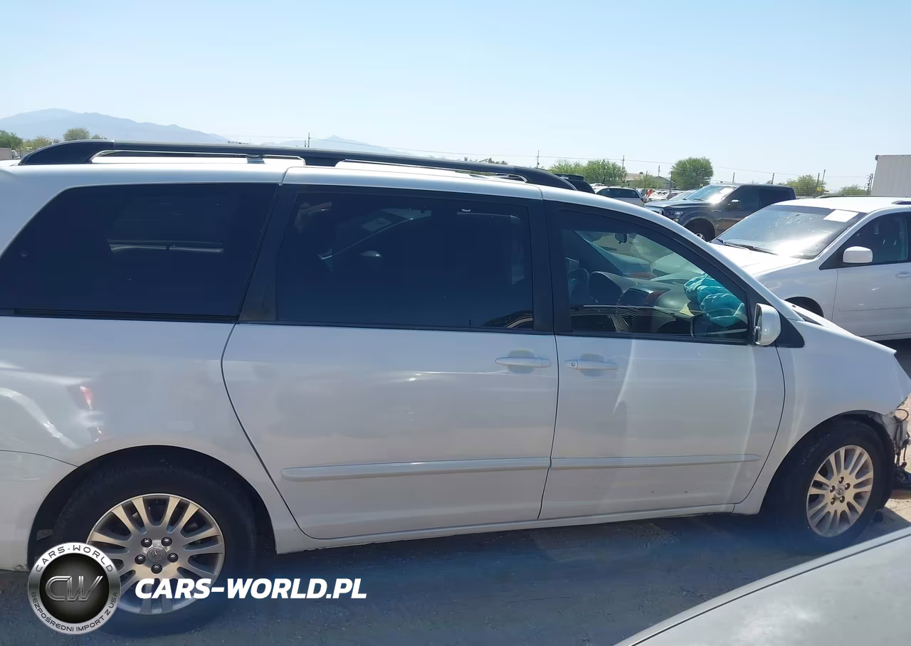 2010 Toyota Sienna Xle VIN:5TDYK4CC2AS341182 - 13