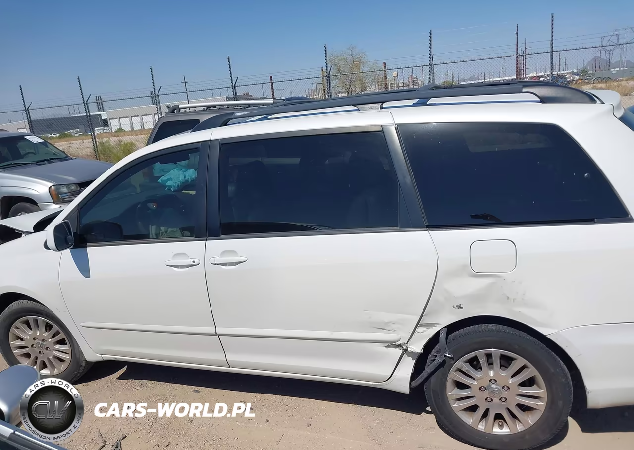 2010 Toyota Sienna Xle VIN:5TDYK4CC2AS341182 - 14