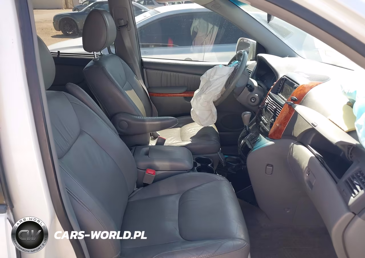 2010 Toyota Sienna Xle VIN:5TDYK4CC2AS341182 - 5