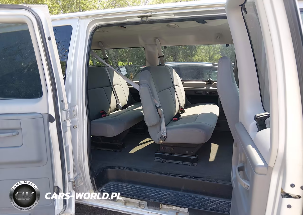 2008 Ford E-350 Super Duty Xl-Xlt VIN:1FBNE31L98DB25783 - 8