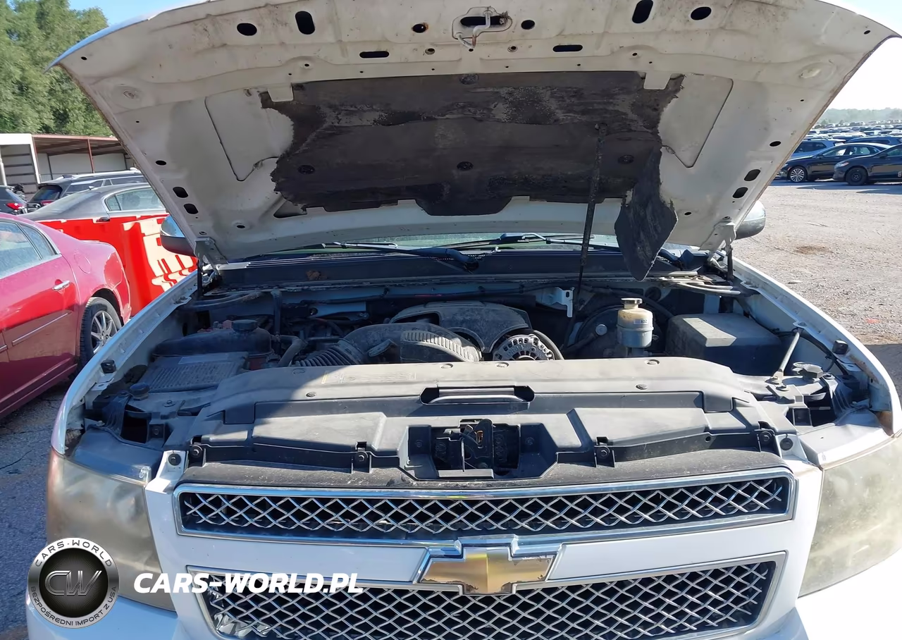 2009 Chevrolet Tahoe Ltz VIN:1GNFK33099R214213 - 10