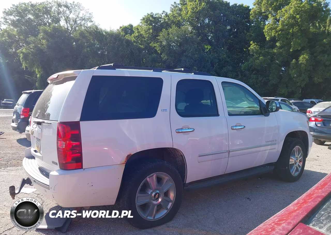 2009 Chevrolet Tahoe Ltz VIN:1GNFK33099R214213 - 13