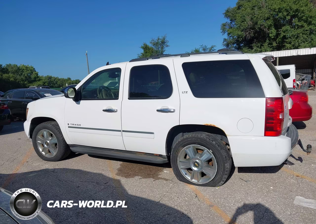 2009 Chevrolet Tahoe Ltz VIN:1GNFK33099R214213 - 14