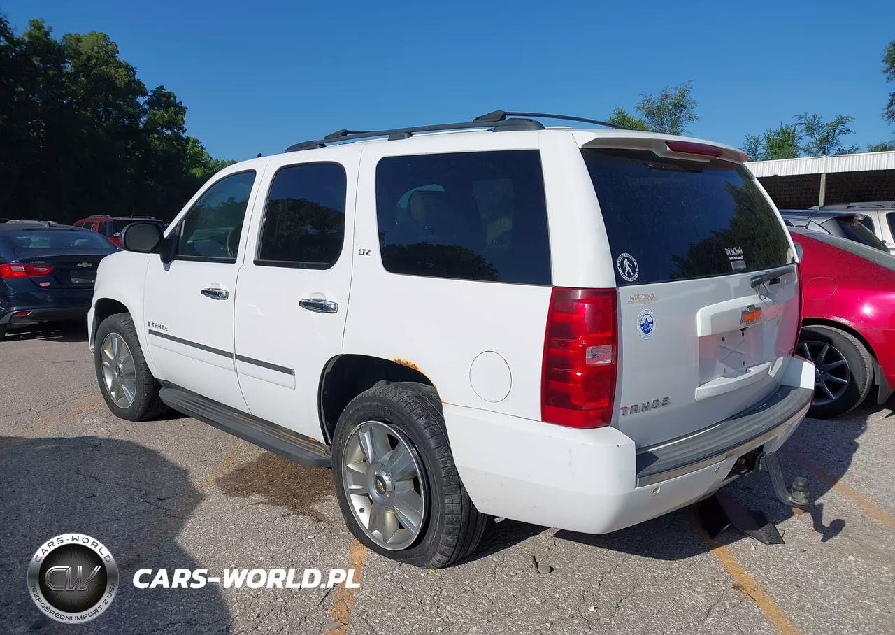 2009 Chevrolet Tahoe Ltz VIN:1GNFK33099R214213 - 3