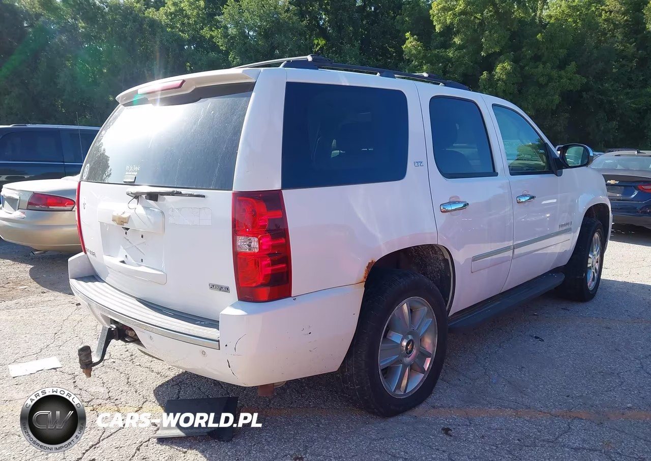 2009 Chevrolet Tahoe Ltz VIN:1GNFK33099R214213 - 4