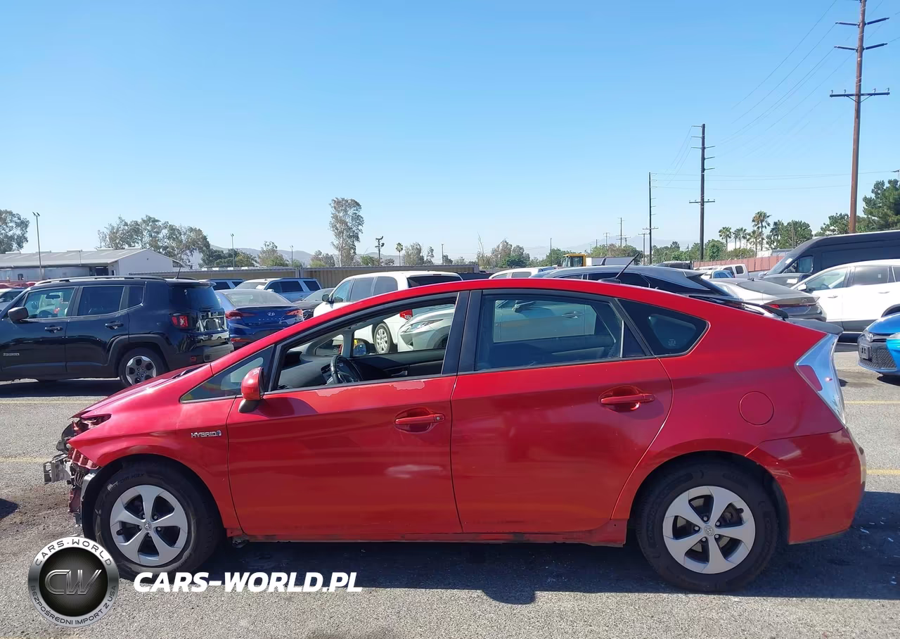 2014 Toyota Prius Three VIN:JTDKN3DU9E0388698 - 15