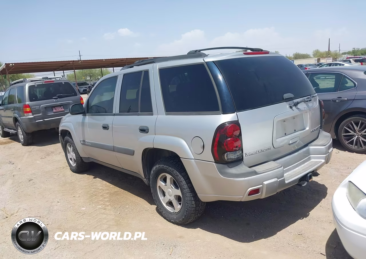 2004 Chevrolet Trailblazer Ls VIN:1GNDT13S842252463 - 3