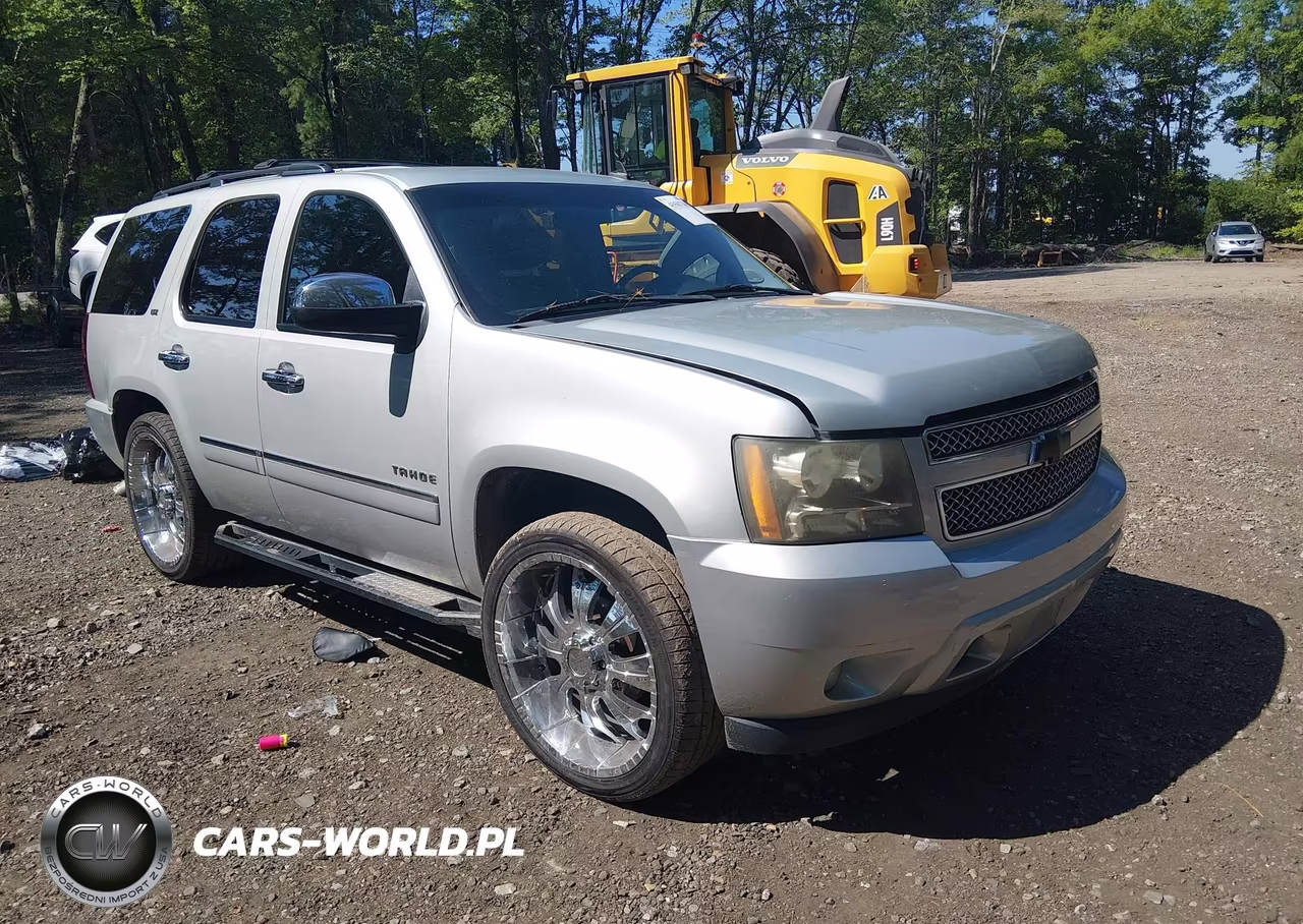 2010 Chevrolet Tahoe Ltz – zdjęcie 1 z 15