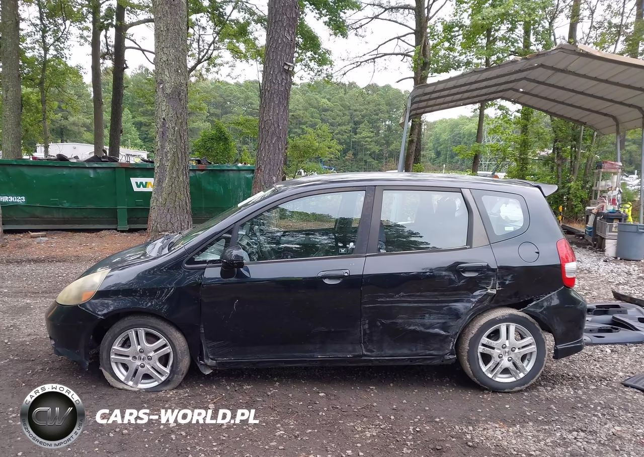 2008 Honda Fit Sport VIN:JHMGD38638S013773 - 15