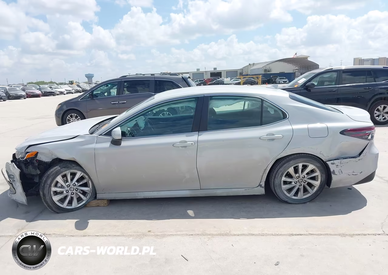2023 Toyota Camry Le VIN:4T1C11AK7PU184173 - 14