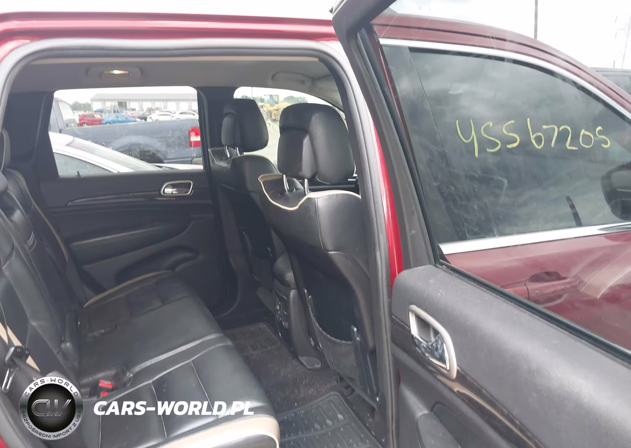 2012 Jeep Grand Cherokee Laredo VIN:1C4RJFAG3CC161478 - 8