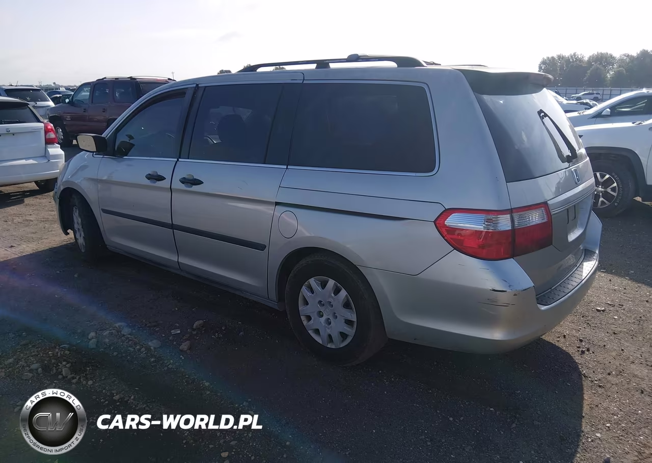 2005 Honda Odyssey Lx VIN:5FNRL38225B057461 - 3