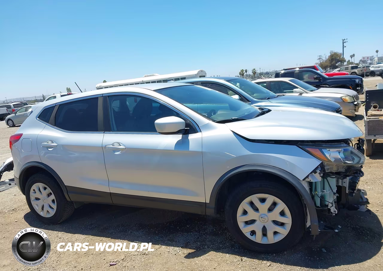 2018 Nissan Rogue Sport S VIN:JN1BJ1CP8JW150783 - 14