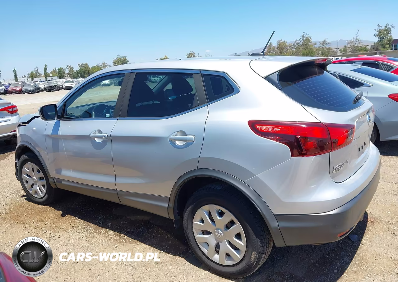 2018 Nissan Rogue Sport S VIN:JN1BJ1CP8JW150783 - 15