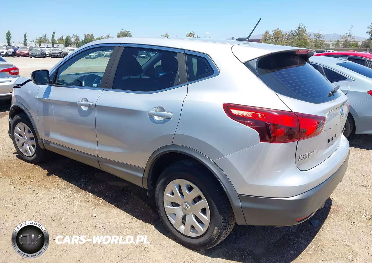 2018 Nissan Rogue Sport S VIN:JN1BJ1CP8JW150783 - 3