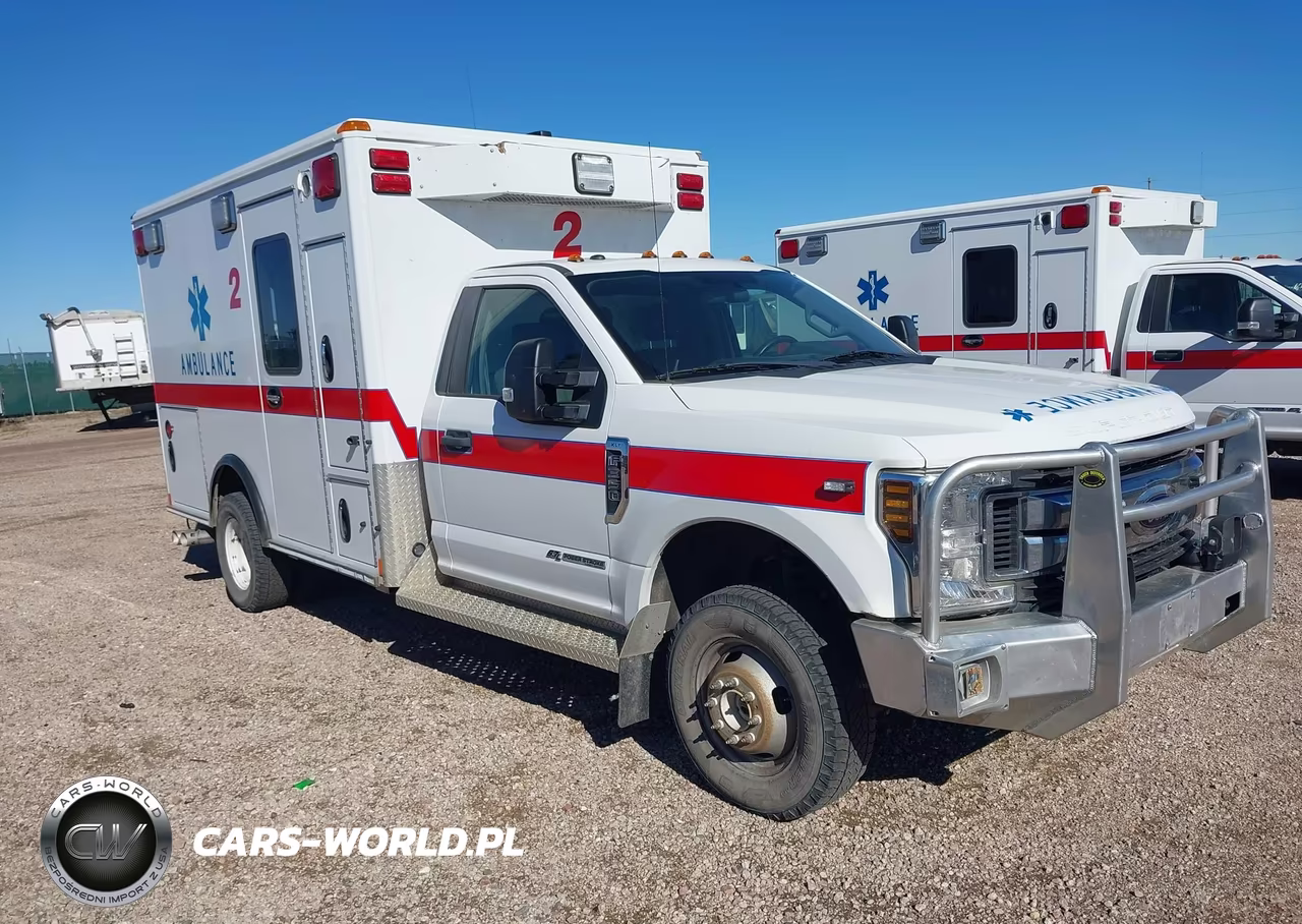 2019 Ford F-350 Chassis Xl-Xlt VIN:1FDRF3HT8KEF61361 - 1