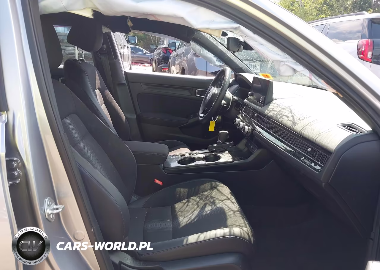 2026 Honda Civic Sport VIN:19XFL2H82TE008104 - 5