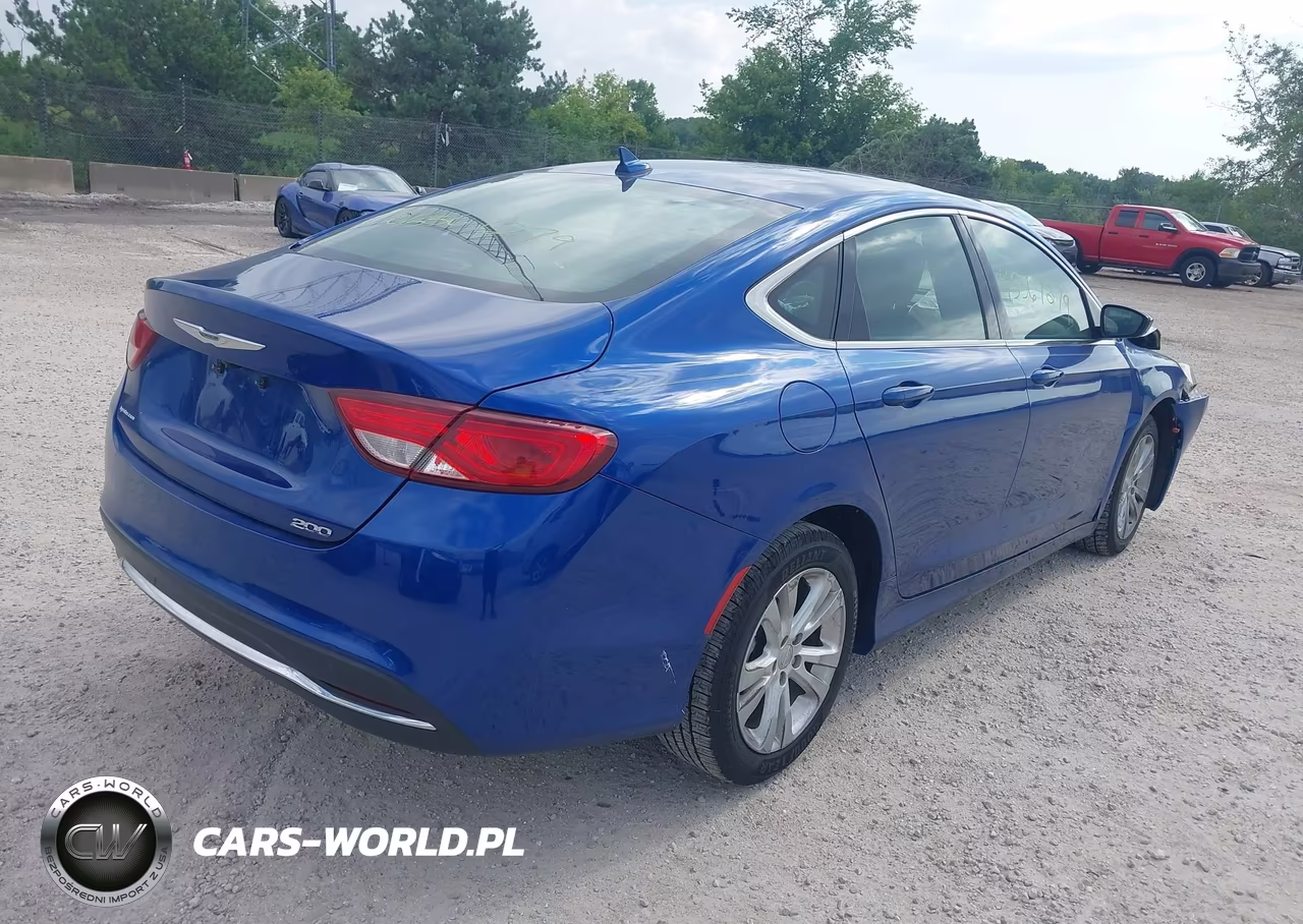 2016 Chrysler 200 Limited VIN:1C3CCCAB4GN162768 - 4