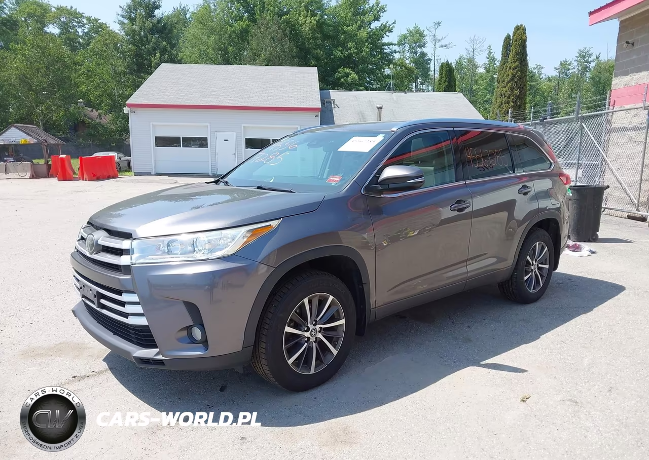 2018 Toyota Highlander Xle VIN:5TDJZRFH6JS546540 - 2