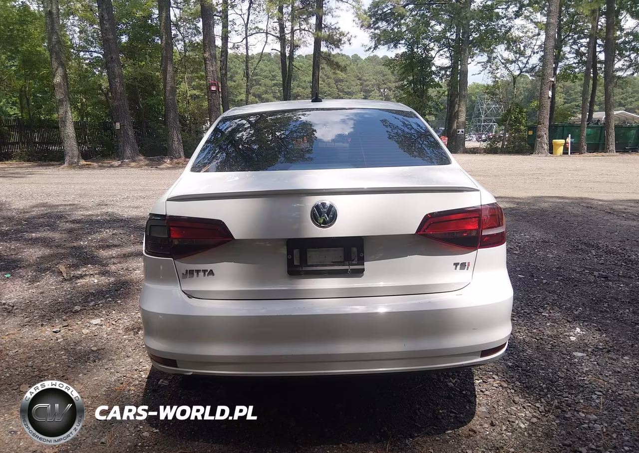 2016 Volkswagen Jetta 1.8T Sport VIN:3VWB17AJ7GM271891 - 16