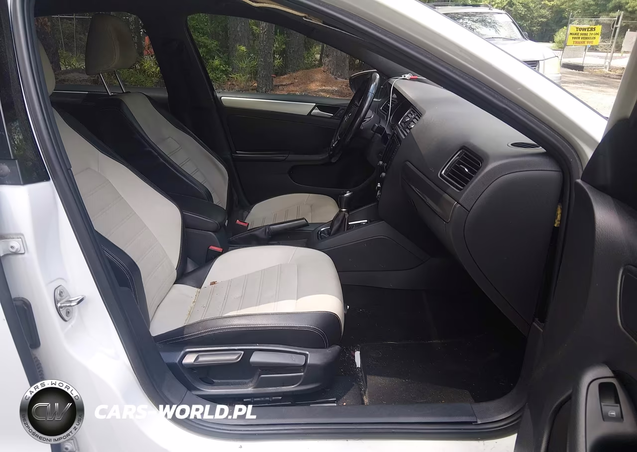 2016 Volkswagen Jetta 1.8T Sport VIN:3VWB17AJ7GM271891 - 5